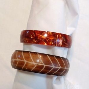 Vintage brass and carved resin (2) bangle Bracelets bangles